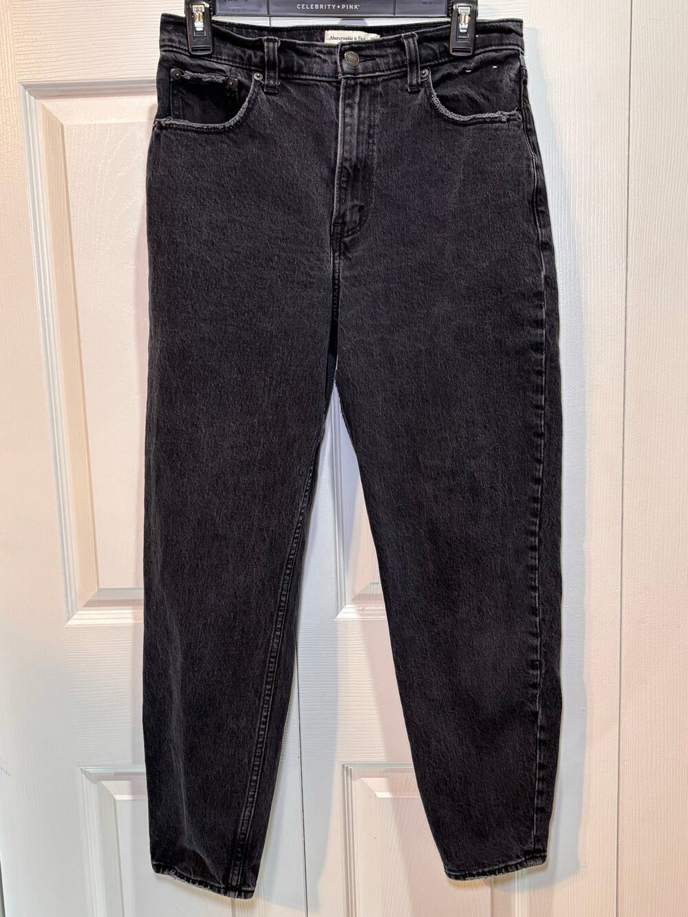Abercrombie & Fitch 80s Mom High Rise Jeans Size 28/6 Black Distressed